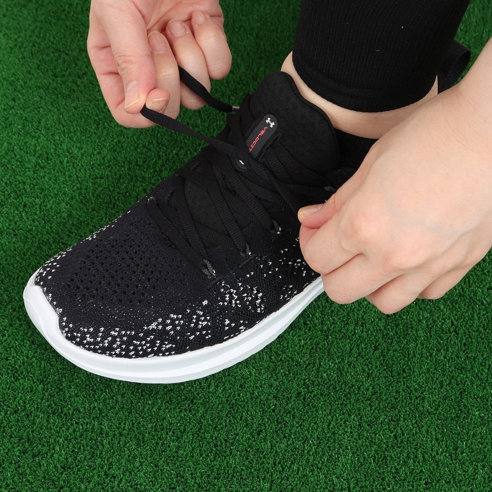 アンダーアーマー（UNDER ARMOUR）（レディース）ランニングシューズ ベロシティ3 ブラック 3026124 004 スニーカー ジョグ ウォーク 柔軟性 クッション性