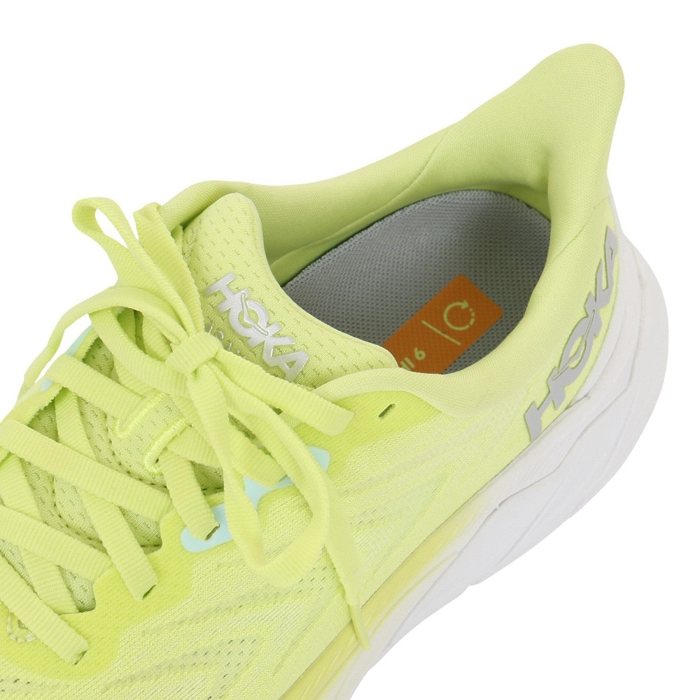 ホカ（HOKA）（レディース）ランニングシューズ アラヒ6 レギュラー イエロー ホワイト 1123195-CGWHT スニーカー ジョギング トレーニング 軽量 安定性