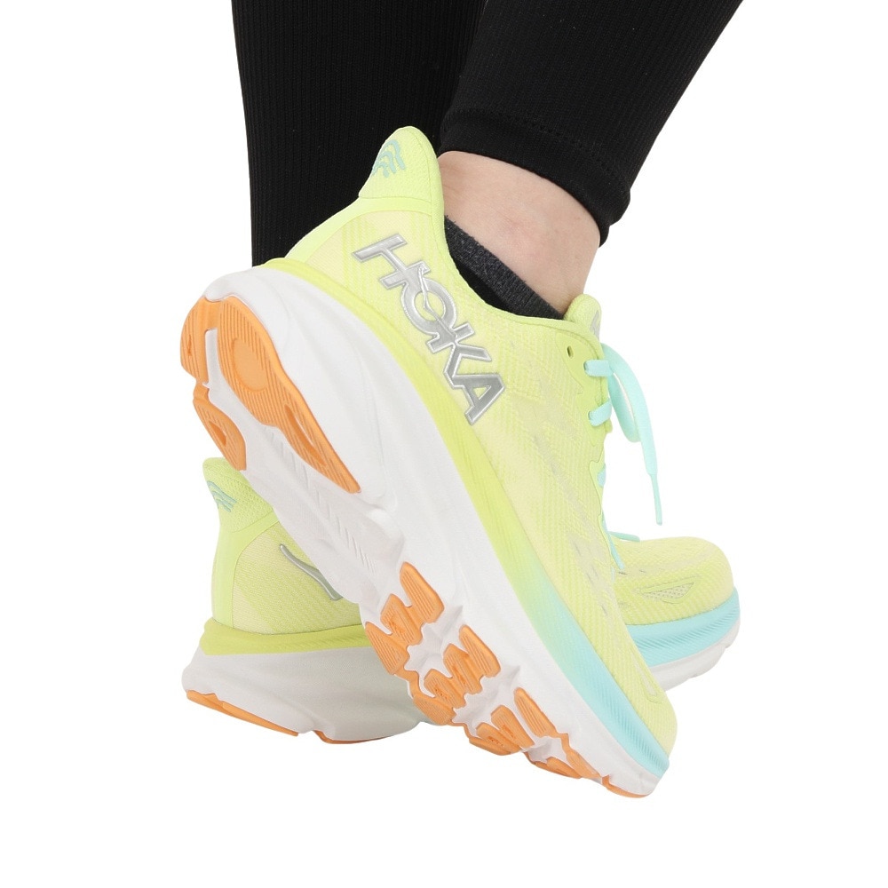 ホカ（HOKA）（レディース）ランニングシューズ クリフトン9 レギュラー フラッシュイエロー 1127896-CGSO スニーカー ジョグ トレーニング 軽量