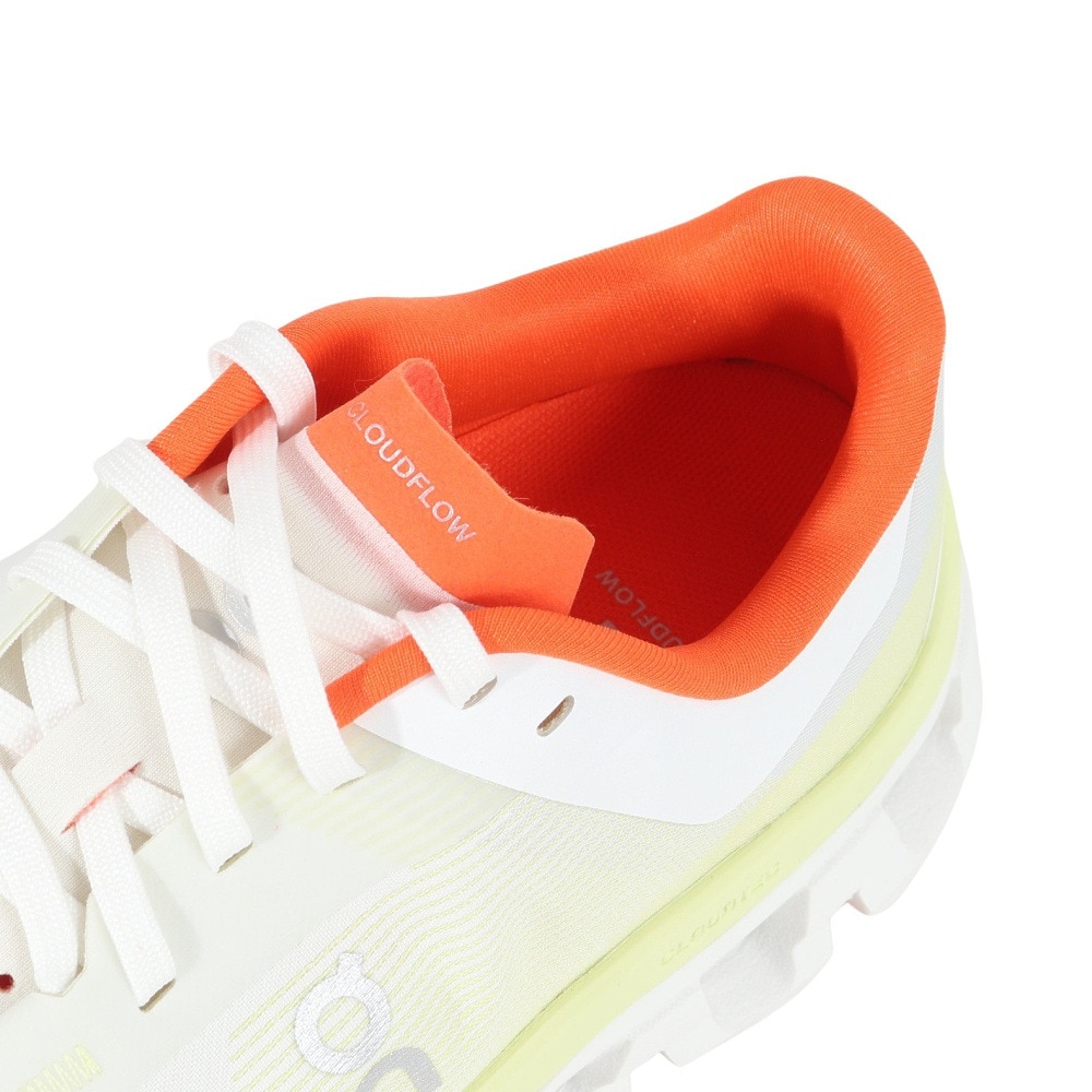 オン（On）（レディース）ランニングシューズ ジョギングシューズ Cloudflow 4 3WD30111018