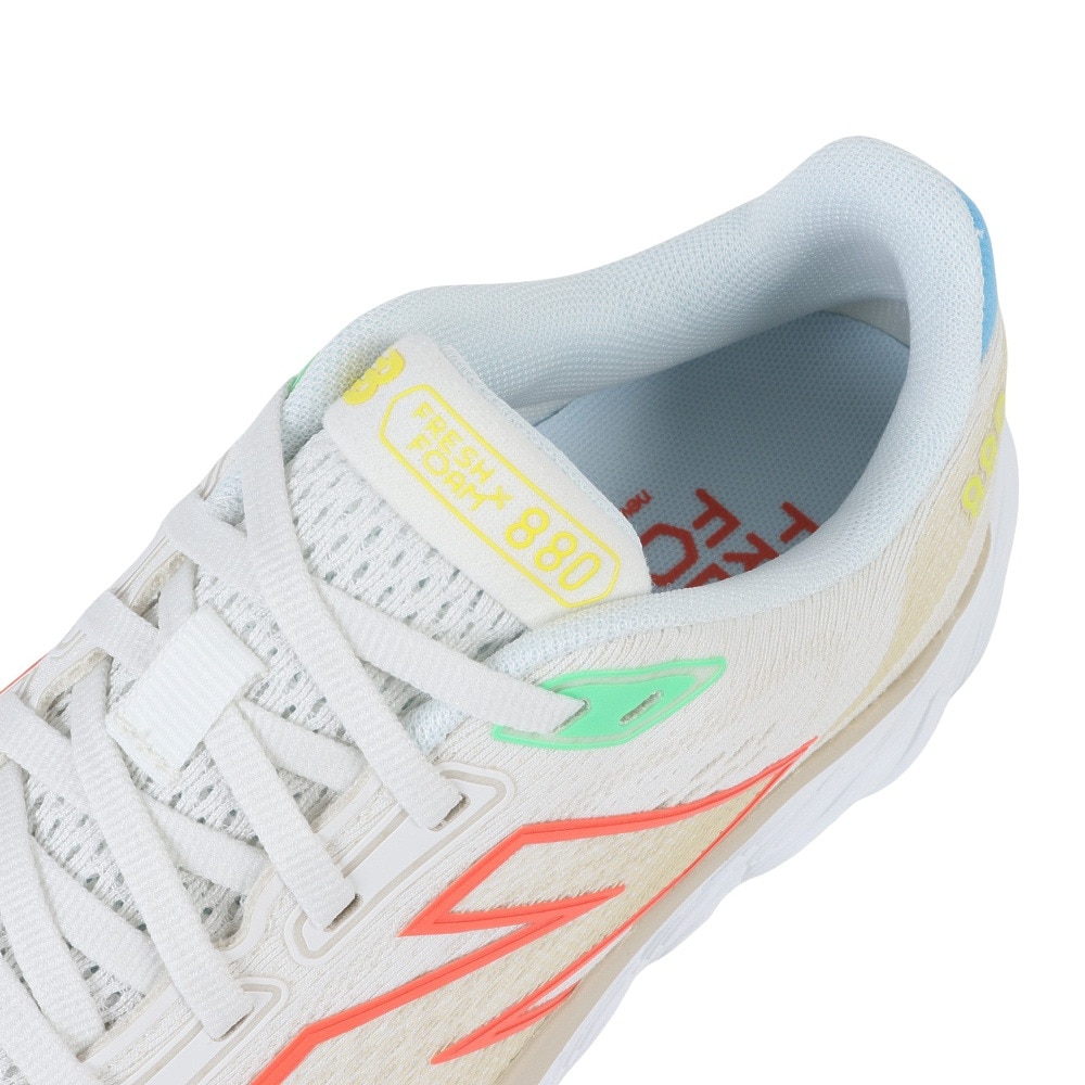 ニューバランス（new balance）（レディース）ランニングシューズ フレッシュフォームX880 v14 ホワイト W880R14D スニーカー ウォーキング クッション性