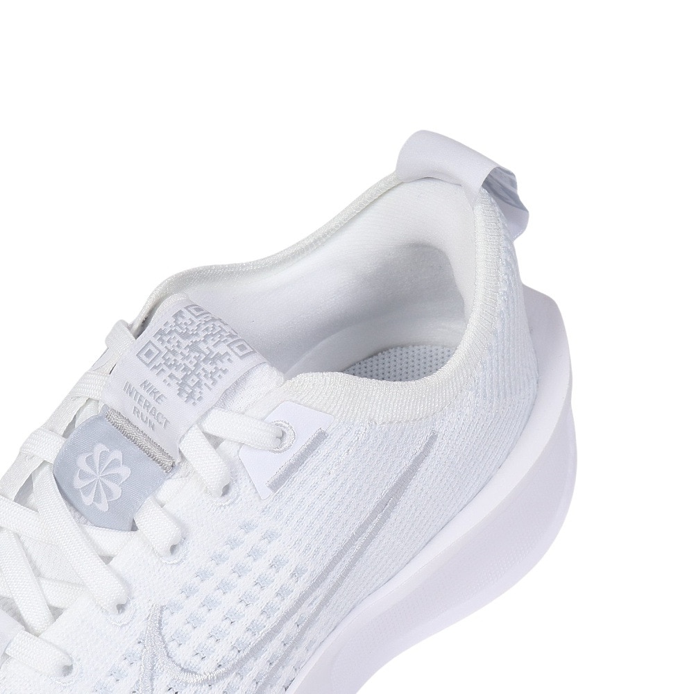 ナイキ（NIKE）（レディース）ランニングシューズ ジョギングシューズ インタラクト ラン FD2292-104