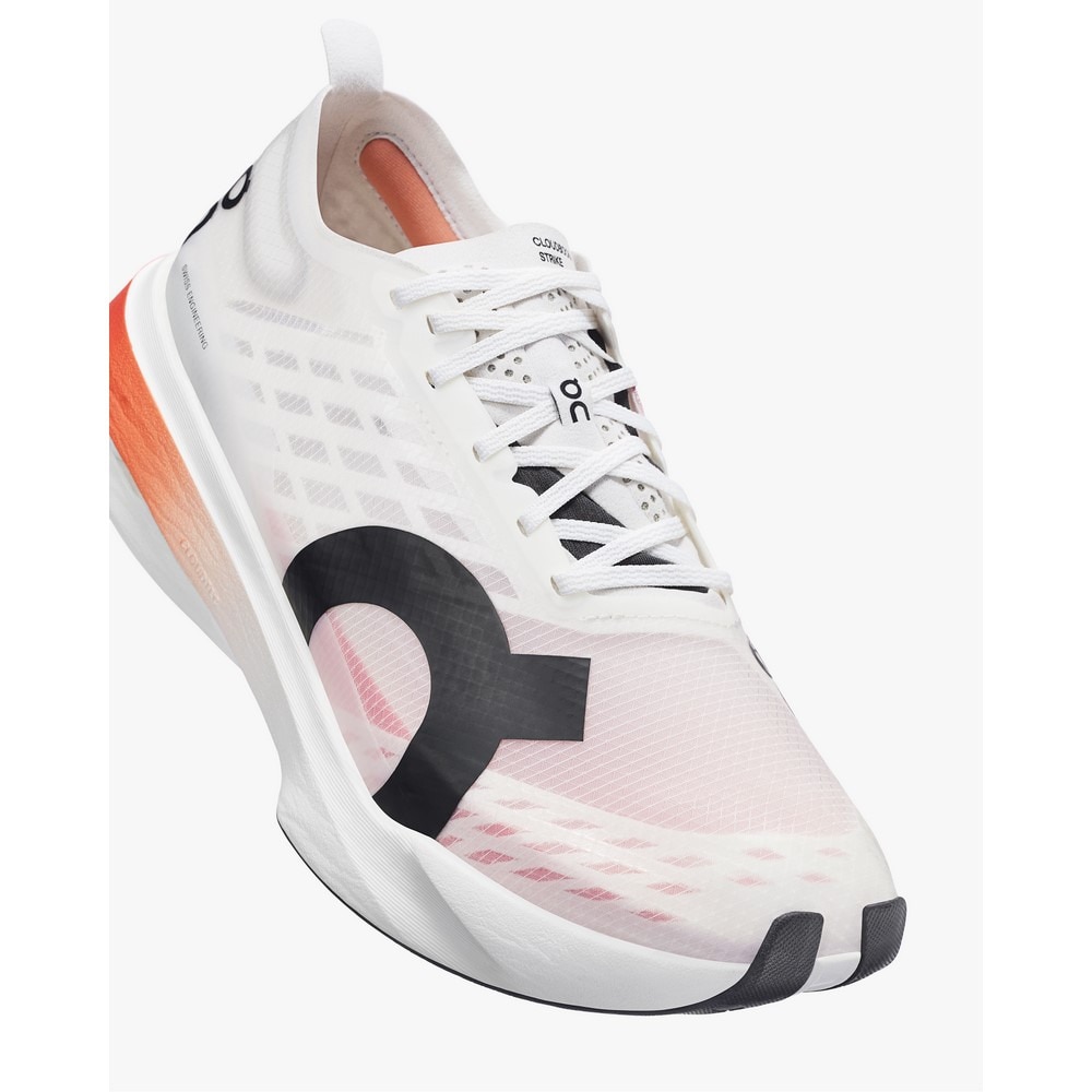 オン（On）（レディース）ランニングシューズ ジョギングシューズ Cloudboom Strike 3WE30470462
