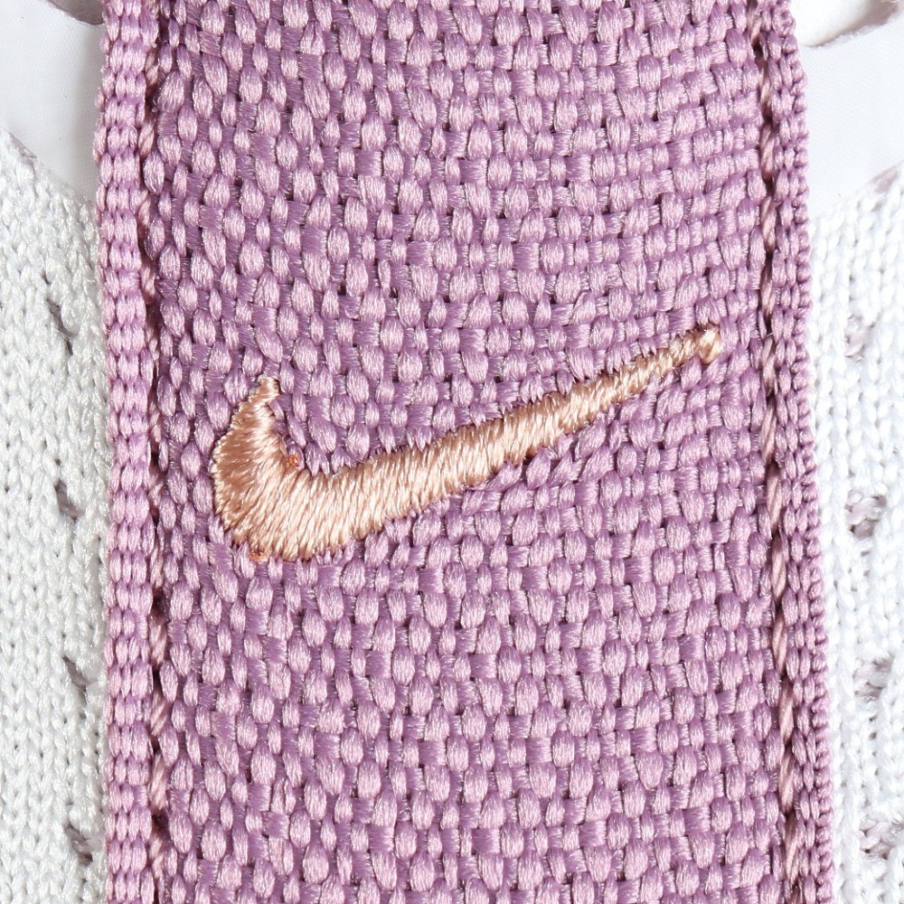 ナイキ（NIKE）（レディース）ランニングシューズ ジョギングシューズ ペガサス プラス FQ7261-108