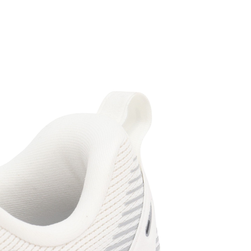 ナイキ（NIKE）（レディース）ランニングシューズ ジョギングシューズ ウィメンズ ボメロ 18 HM6804-101