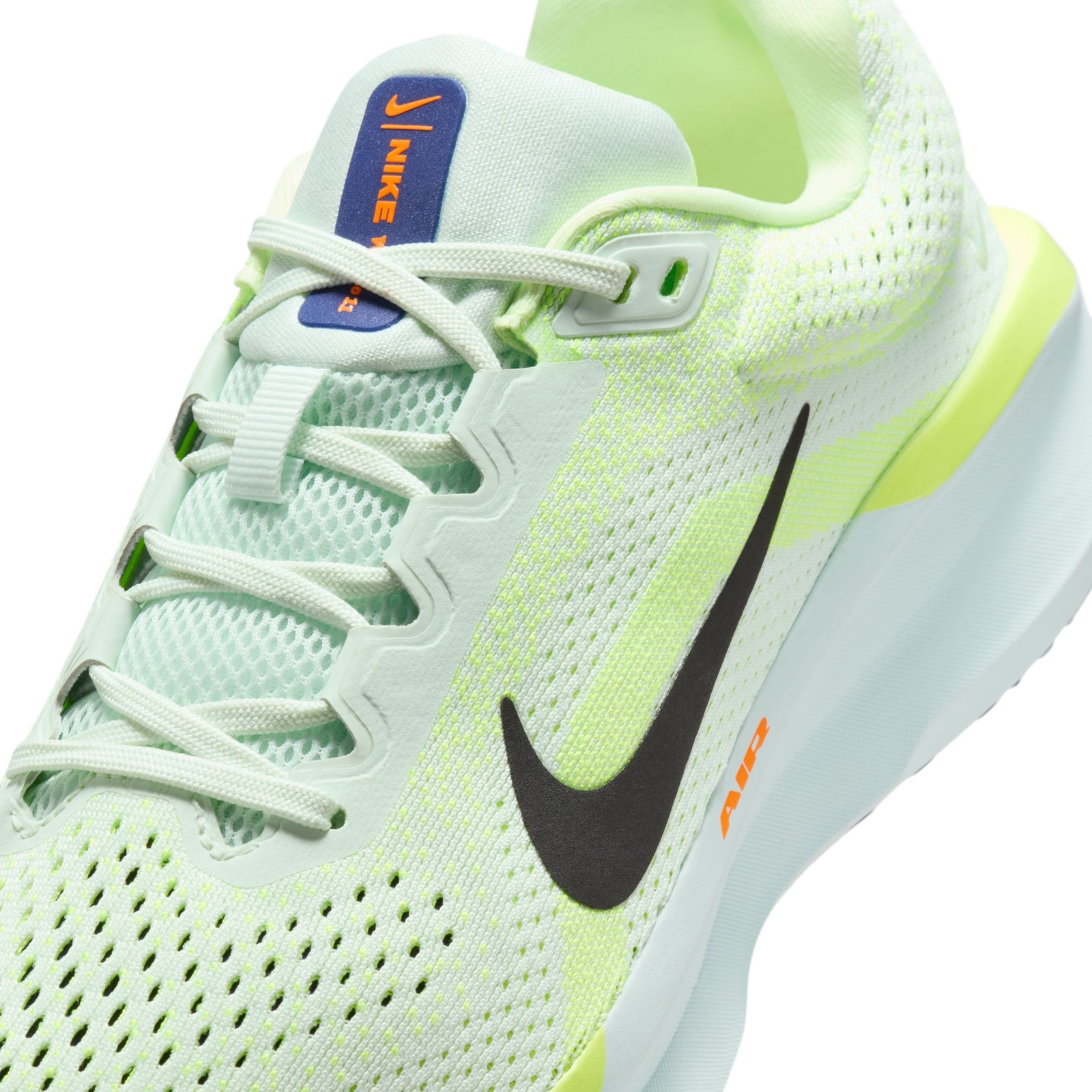 ナイキ（NIKE）（レディース）ランニングシューズ ジョギングシューズ ウィンフロー 11 FJ9510-304