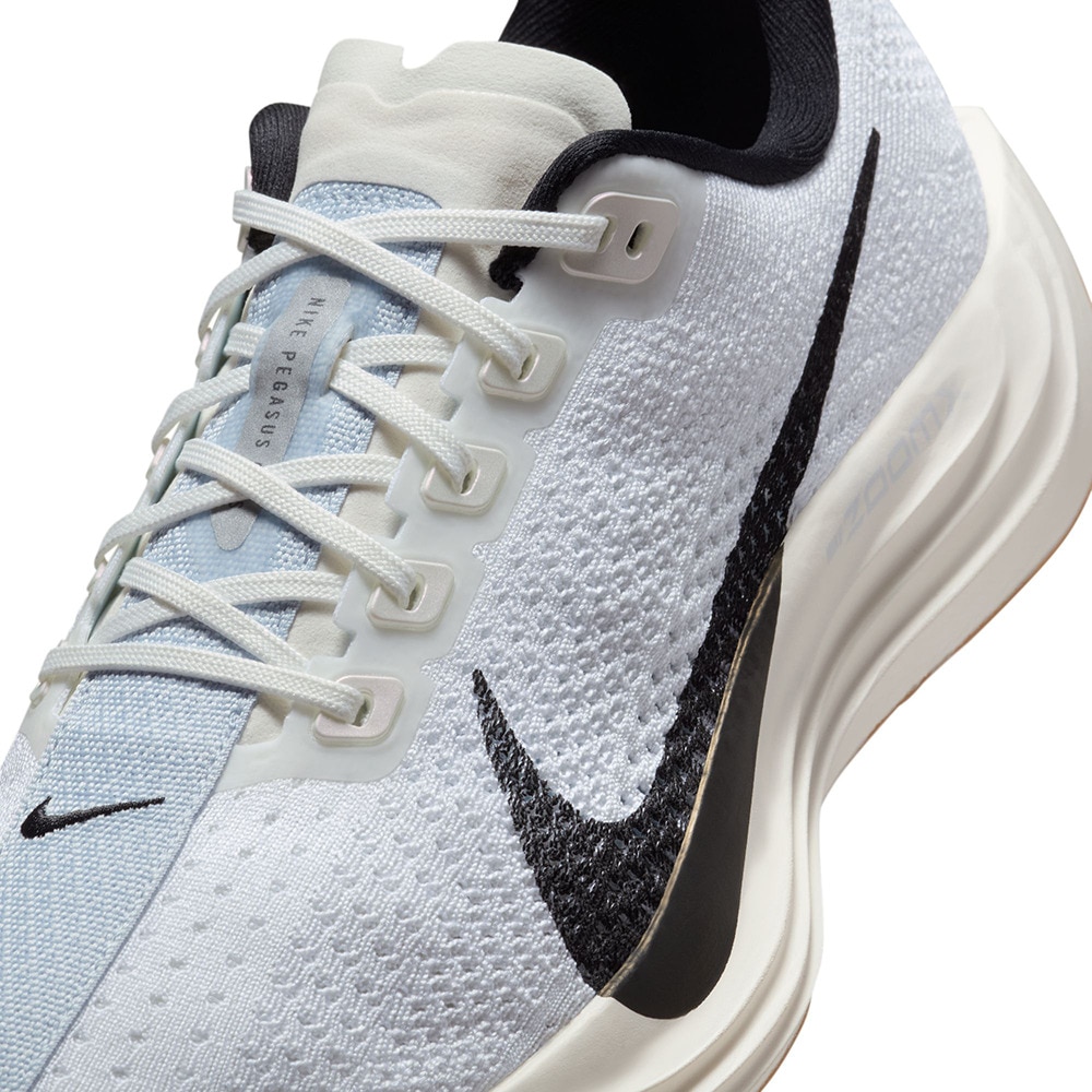 ナイキ（NIKE）（レディース）ランニングシューズ ジョギングシューズ ペガサス プラス FQ7261-102