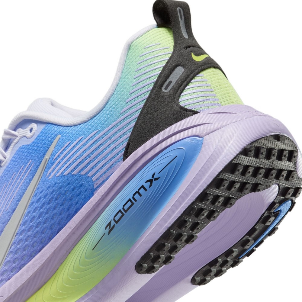 ナイキ（NIKE）（レディース）ランニングシューズ ジョギングシューズ ズーム ボメロ 18 SE IB5169-500