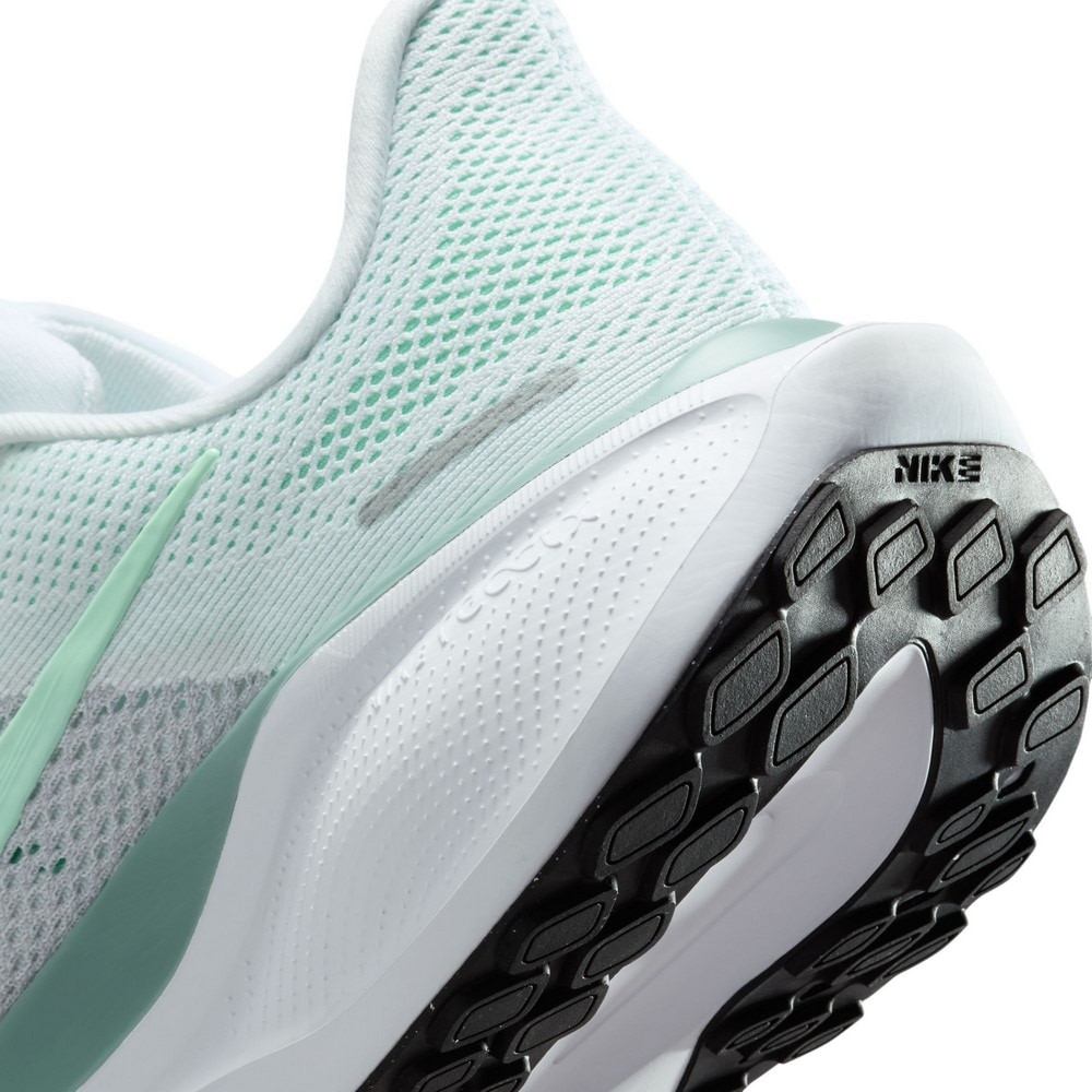ナイキ（NIKE）（レディース）ランニングシューズ ジョギングシューズ ペガサス 41 ホワイト グリーン FD2723-113 スニーカー