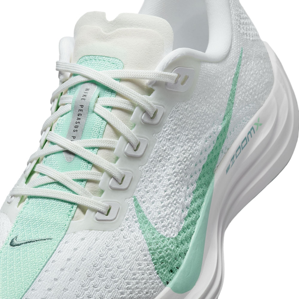 ナイキ（NIKE）（レディース）ランニングシューズ ジョギングシューズ ペガサス プラス ホワイト グリーン FQ7261-103 スニーカー