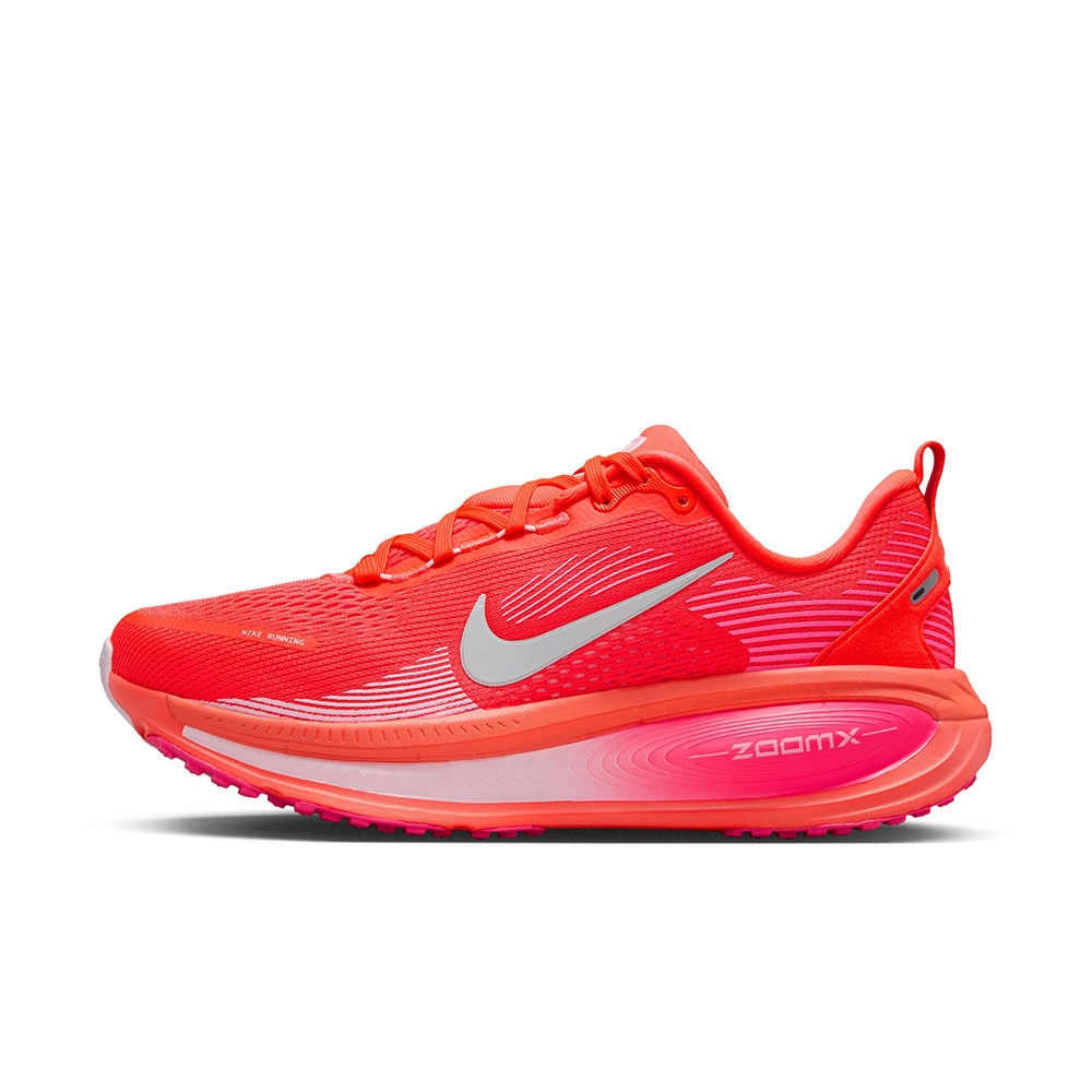 ナイキ（NIKE）（レディース）ランニングシューズ ジョギングシューズ ズーム ボメロ 18 レッド HM6804-603 スニーカー