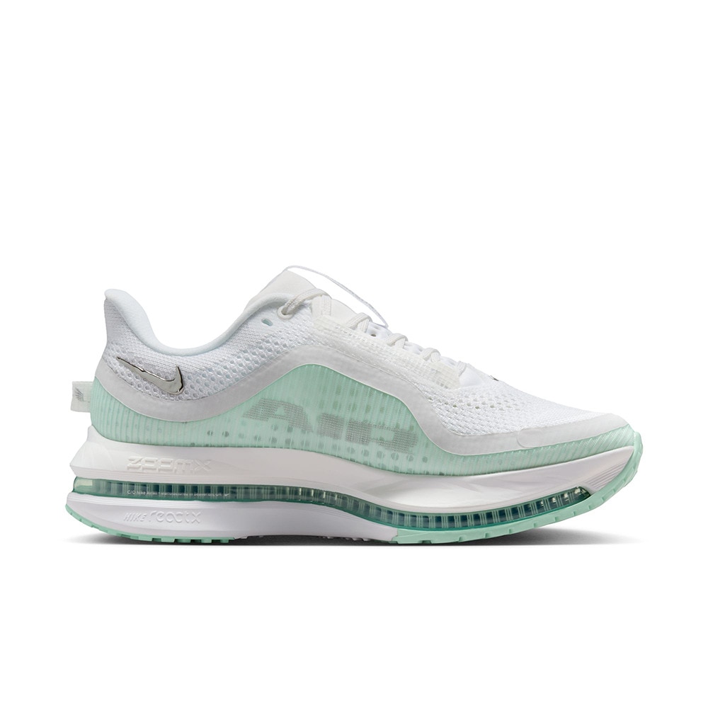 ナイキ（NIKE）（レディース）ランニングシューズ ジョギングシューズ ペガサス プレミアム ホワイト グリーン HQ2593-103 スニーカー