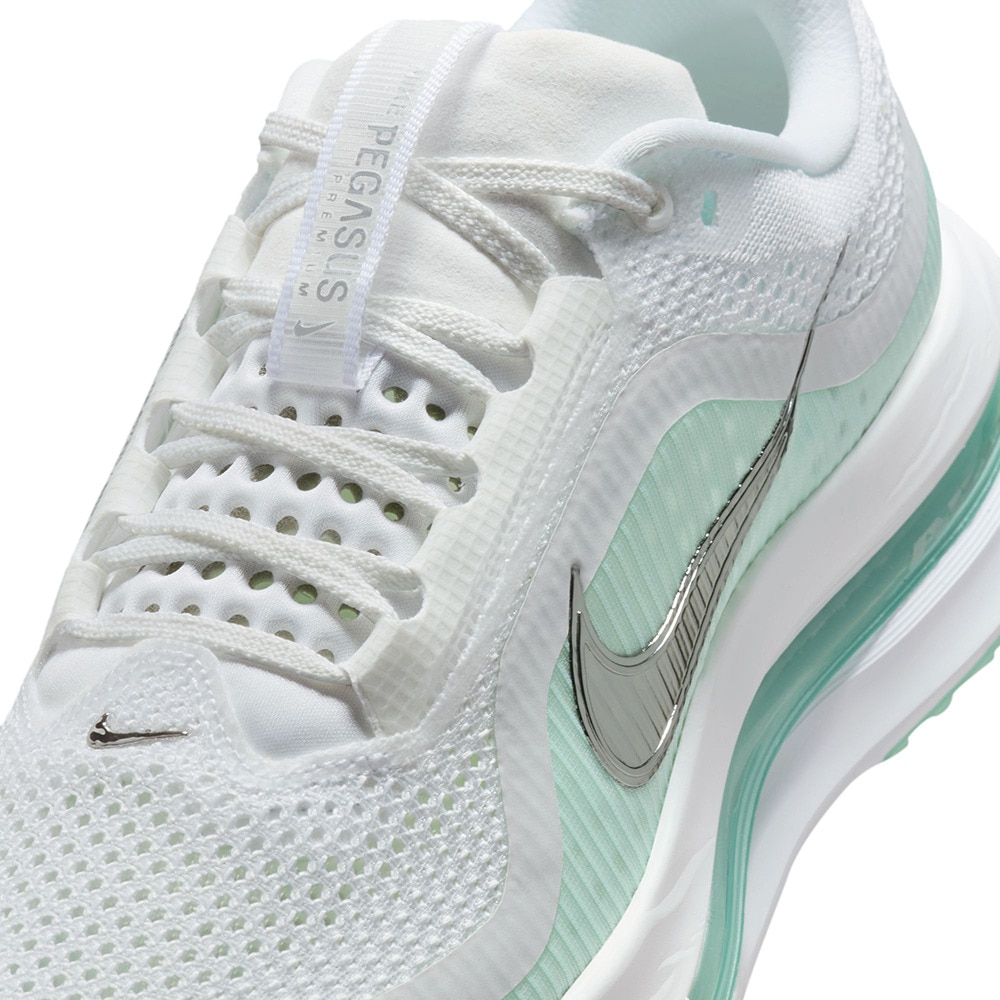 ナイキ（NIKE）（レディース）ランニングシューズ ジョギングシューズ ペガサス プレミアム ホワイト グリーン HQ2593-103 スニーカー