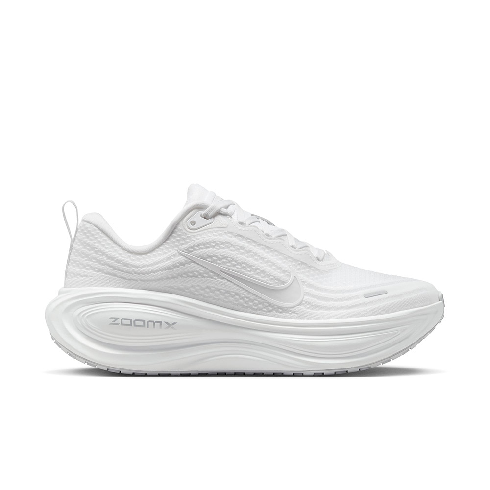 ナイキ（NIKE）（レディース）【8月14日発売開始予定】ランニングシューズ ジョギングシューズ ズーム ボメロ プラス HV8154-102