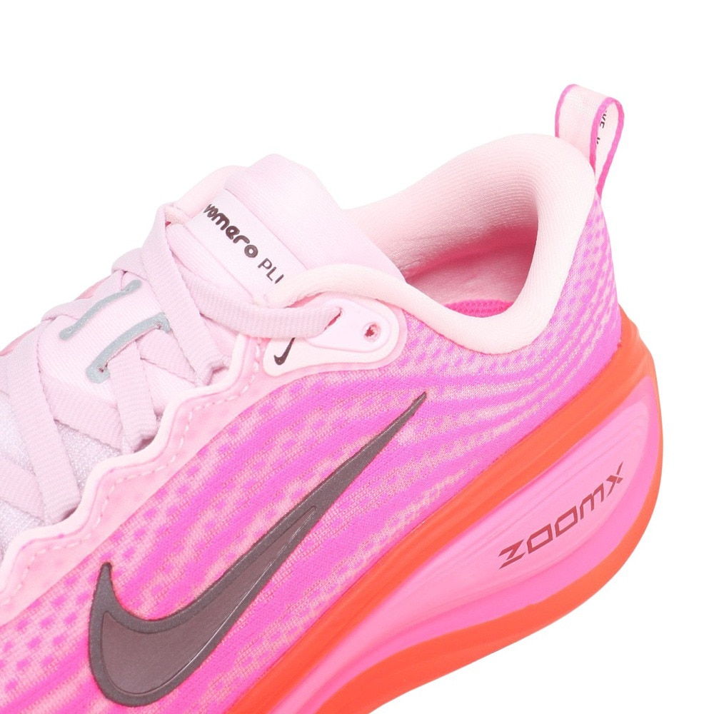 ナイキ（NIKE）（レディース）ランニングシューズ ジョギングシューズ ズーム ボメロ プラス ピンク レッド HV8154-604