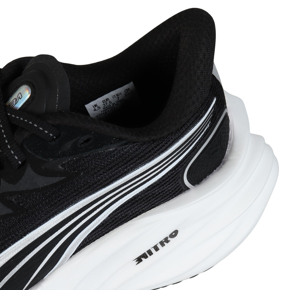 プーマ（PUMA）（レディース）ランニングシューズ ジョギングシューズ ヴェロシティ ニトロ 4 ブラック ホワイト 31114101 スニーカー