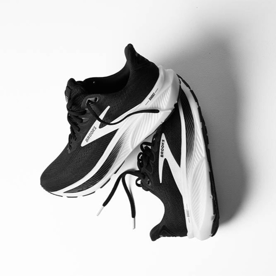ブルックス（BROOKS）（レディース）【7月17日発売開始予定】 ランニングシューズ ジョギングシューズ ゴースト 17 BRW4312 BLK/W