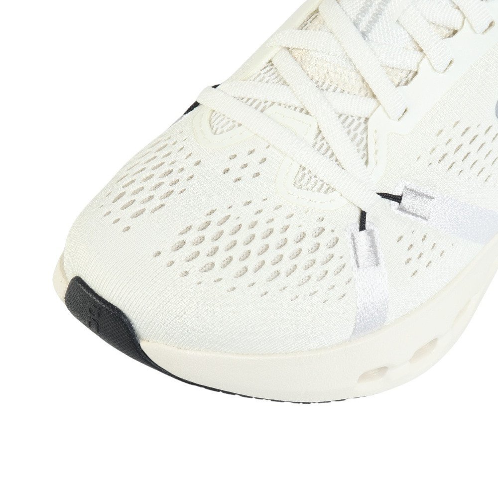 オン（On）（レディース）ランニングシューズ ジョギングシューズ クラウドサーファー  2 ワイド アイボリー 3WF30773334 スニーカー