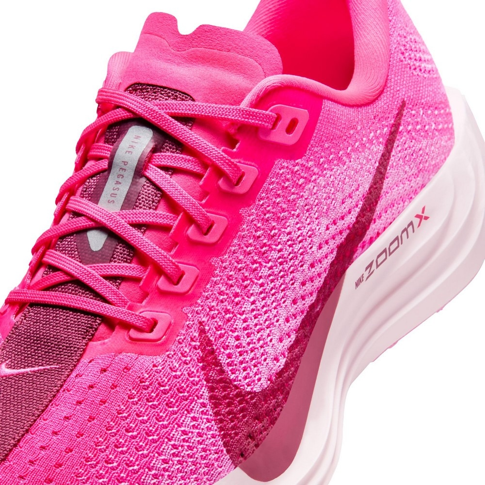 ナイキ（NIKE）（レディース）ランニングシューズ ジョギングシューズ ペガサス プラス ピンク FQ7261-603 スニーカー