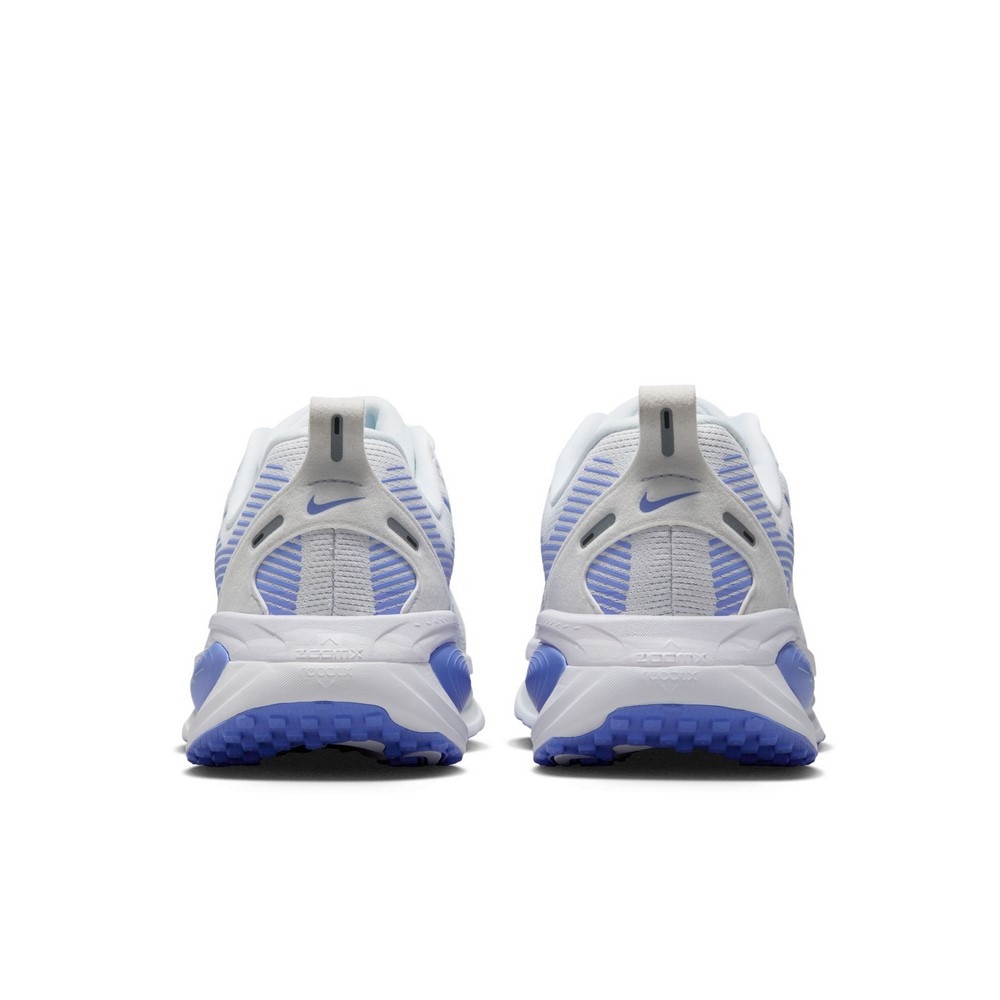 ナイキ（NIKE）（レディース）ランニング ジョギングシューズ ズーム ボメロ 18 ホワイト ブルー HM6804-111 スニーカー