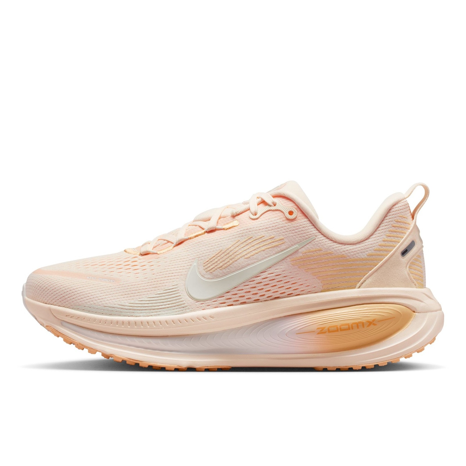 ナイキ（NIKE）（レディース）ランニングシューズ ジョギングシューズ ズーム ボメロ 18 ベージュ HM6804-800 スニーカー