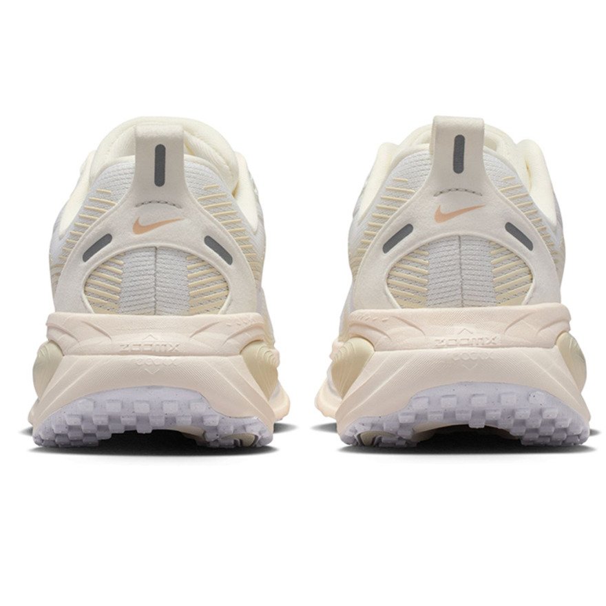 ナイキ（NIKE）（レディース）ランニングシューズ ジョギングシューズ