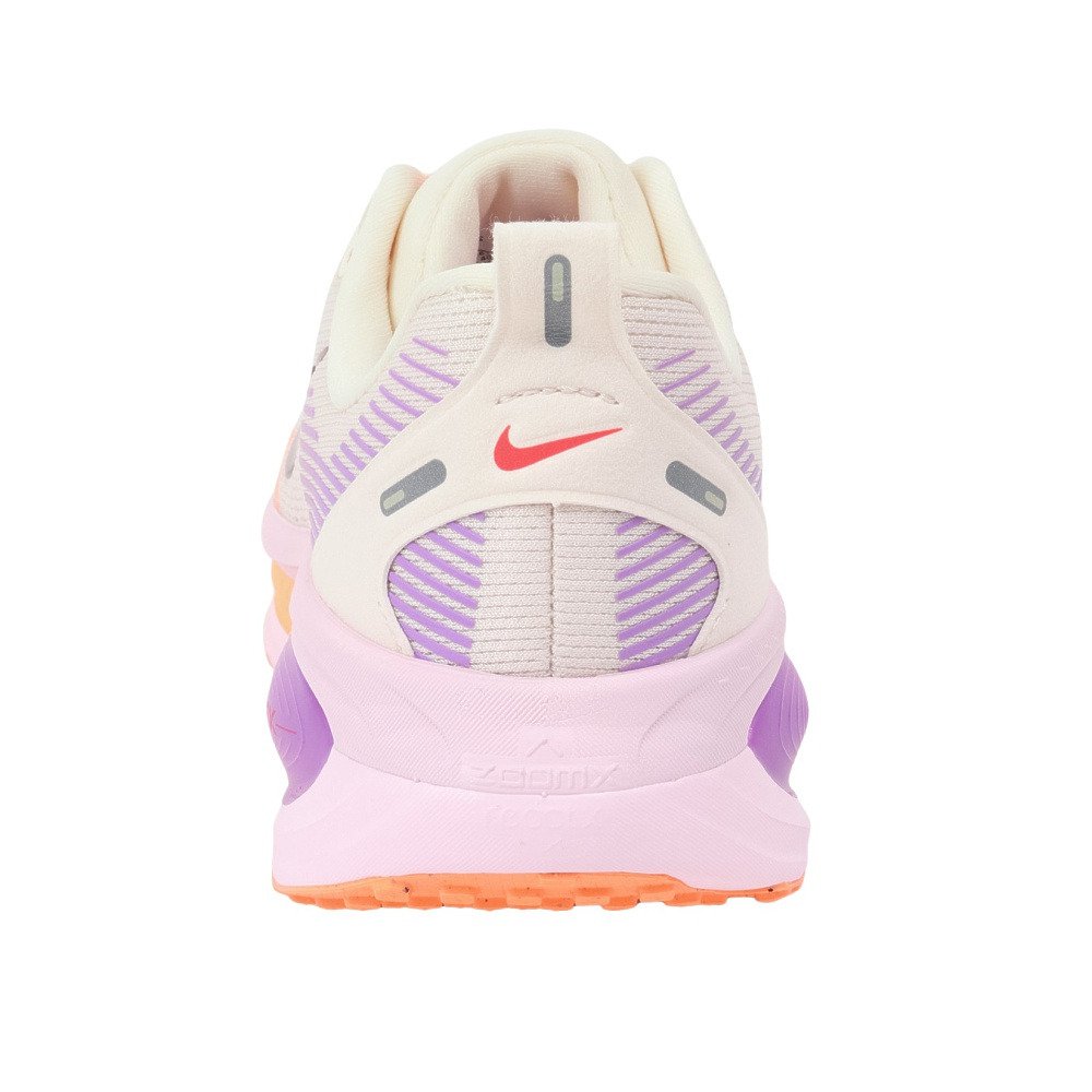 ナイキ（NIKE）（レディース）ランニングシューズ ジョギングシューズ 部活 ボメロ 18 オフホワイト HM6804-113 スポーツ シューズ