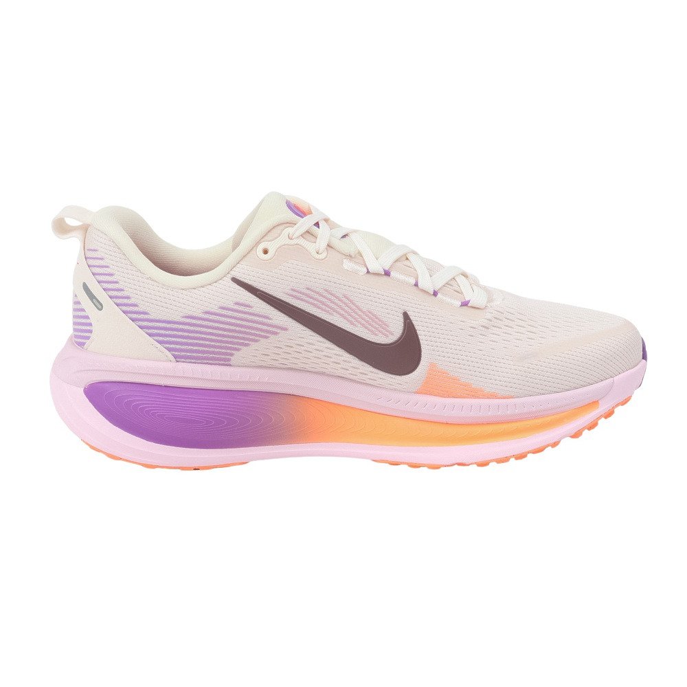 ナイキ（NIKE）（レディース）ランニングシューズ ジョギングシューズ 部活 ボメロ 18 オフホワイト HM6804-113 スポーツ シューズ