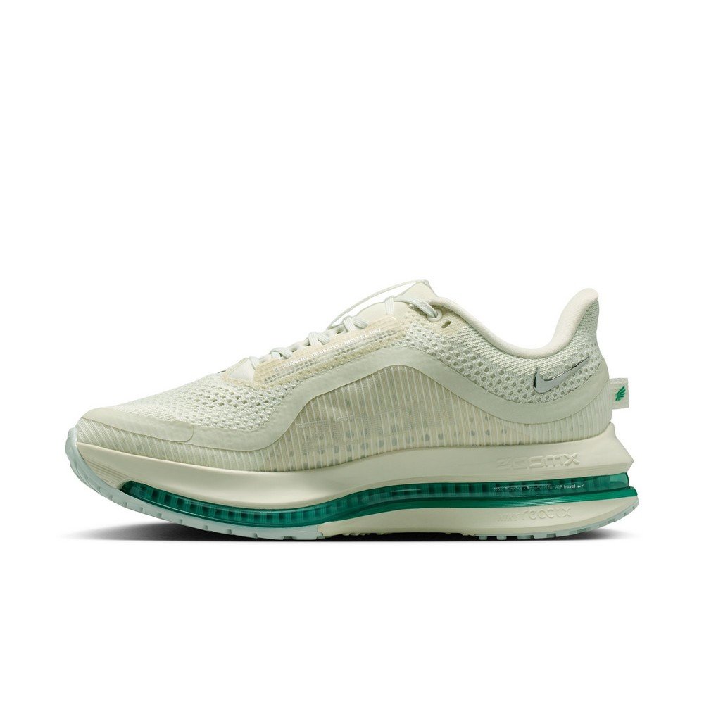ナイキ（NIKE）（レディース）ランニングシューズ ジョギングシューズ