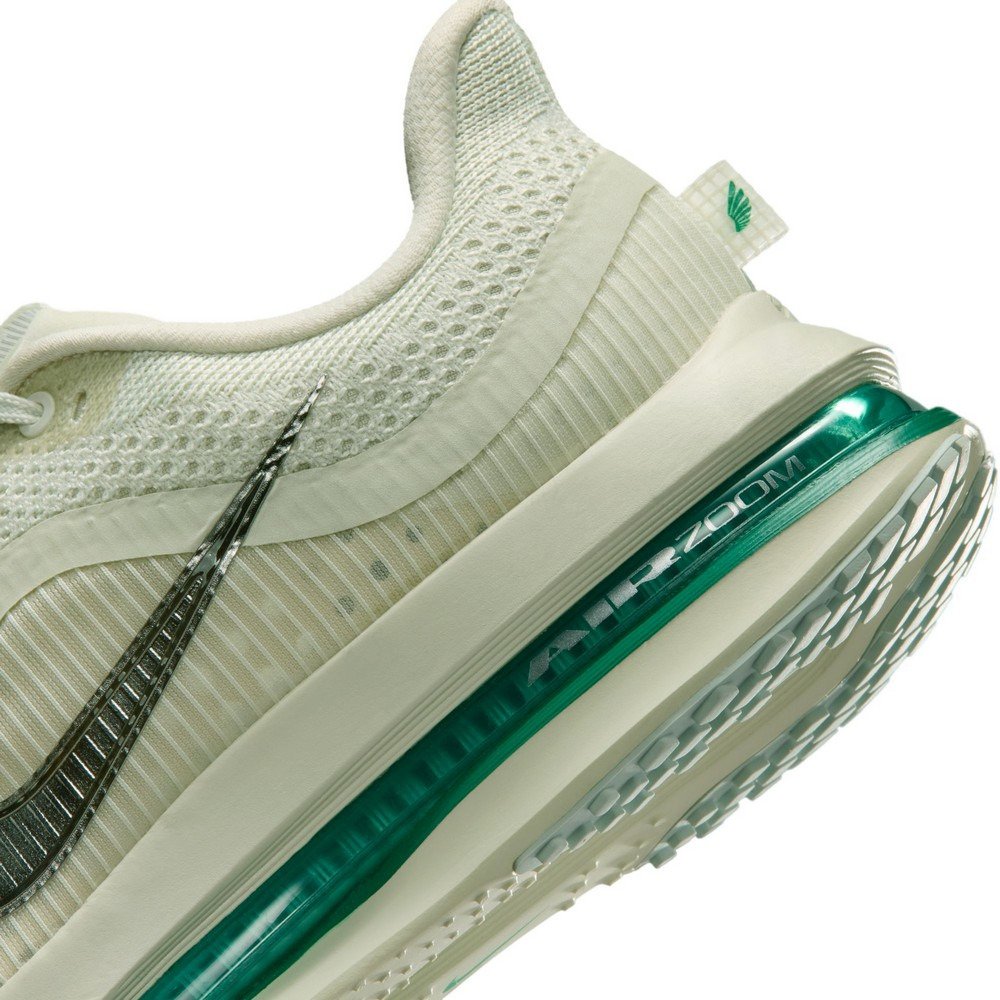 ナイキ（NIKE）（レディース）ランニングシューズ ジョギングシューズ