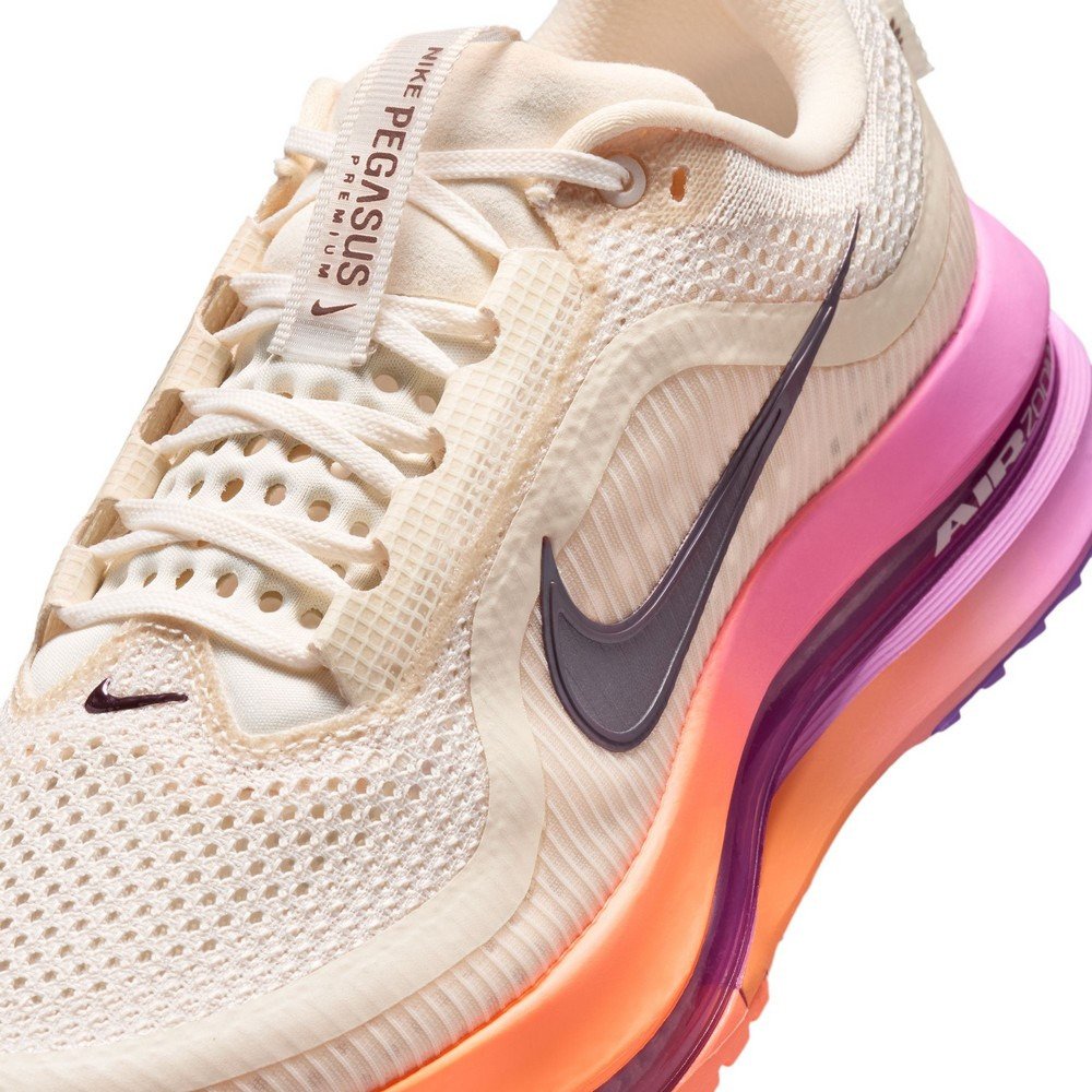 ナイキ（NIKE）（レディース）ランニングシューズ ジョギングシューズ ペガサス プレミアム ホワイト オレンジ HQ2593-113 スポーツ シューズ
