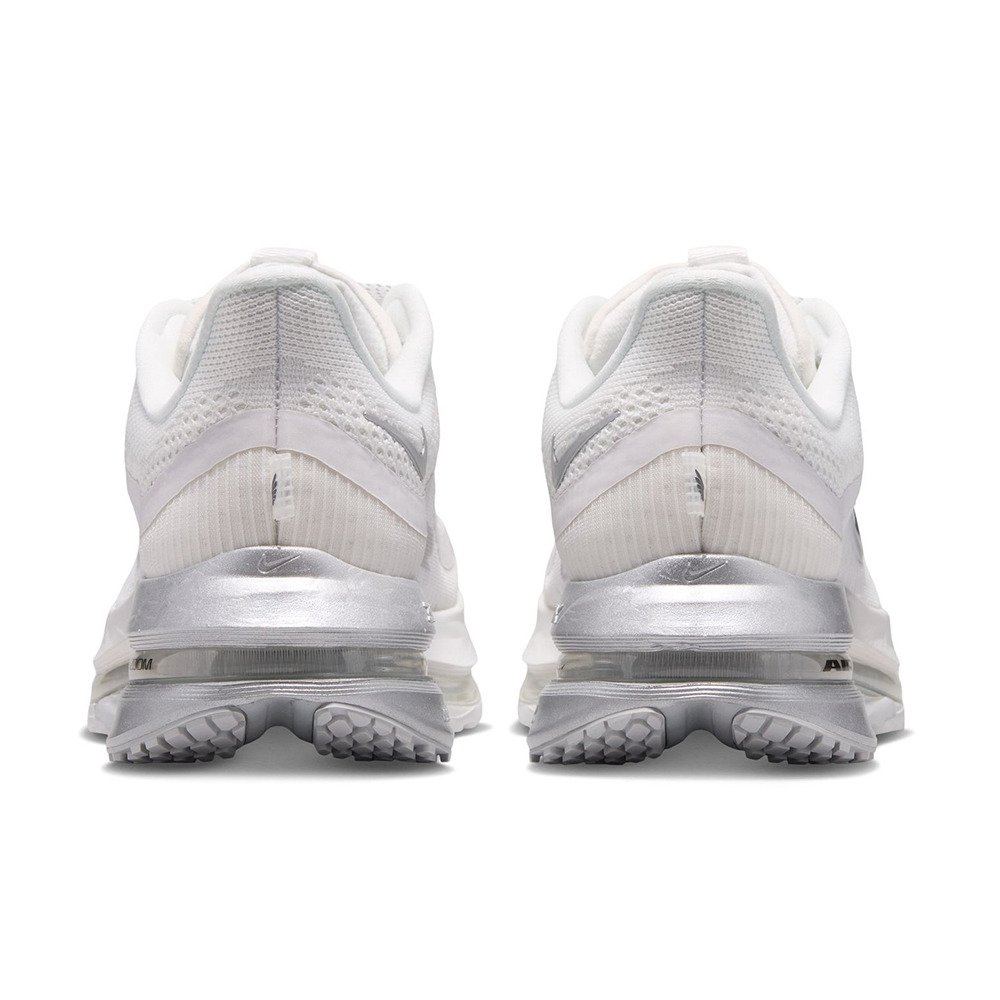 ナイキ（NIKE）（レディース）ランニングシューズ ジョギングシューズ