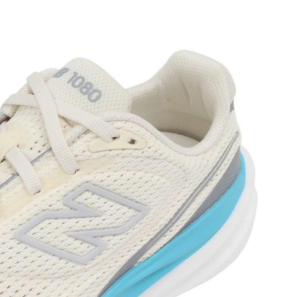 ニューバランス（new balance）（レディース）ランニングシューズ ジョギングシューズ 1080 v15 アイボリー W10805VJ 2E スポーツ シューズ トレーニング