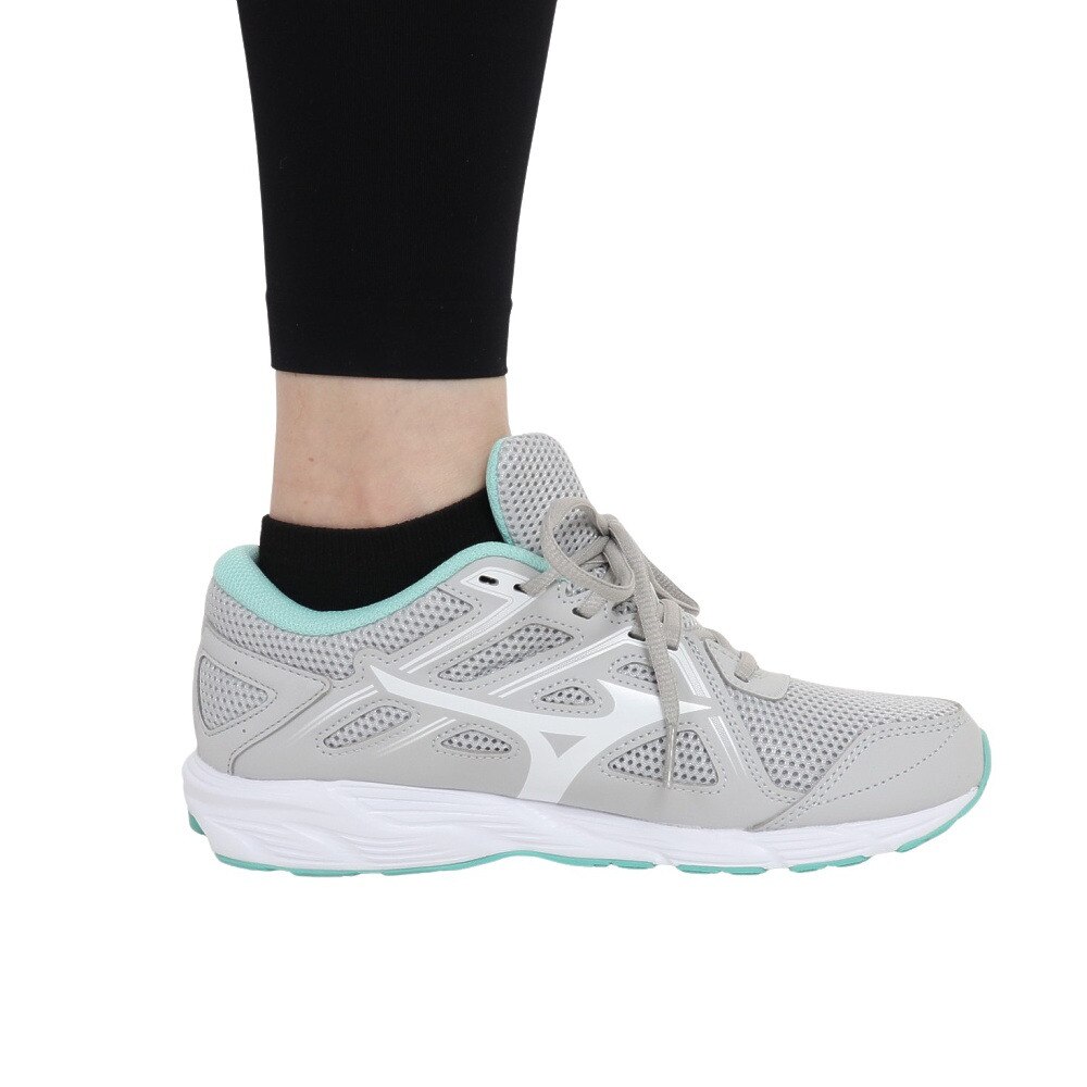 ミズノ（MIZUNO）（レディース）ランニングシューズ マキシマイザー25 グレー ホワイト K1GA230122 スニーカー ジョギング スポーツシューズ