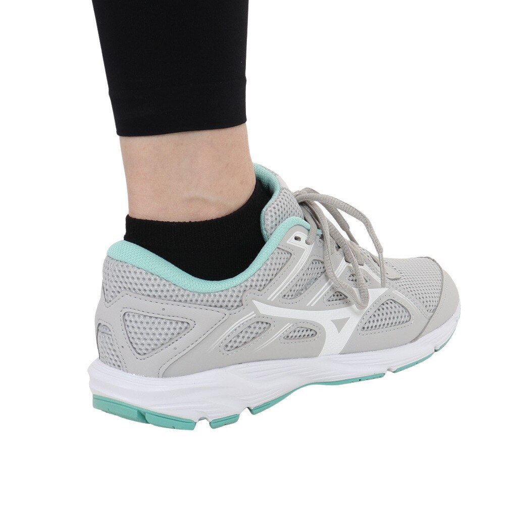 ミズノ（MIZUNO）（レディース）ランニングシューズ マキシマイザー25 グレー ホワイト K1GA230122 スニーカー ジョギング スポーツシューズ
