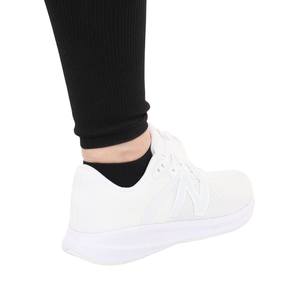 ニューバランス（new balance）（レディース）ランニング シューズ W 413 v2 ホワイト W413WW2D スニーカー スポーツ ジョグ ウォーク クッション性 軽量 通学