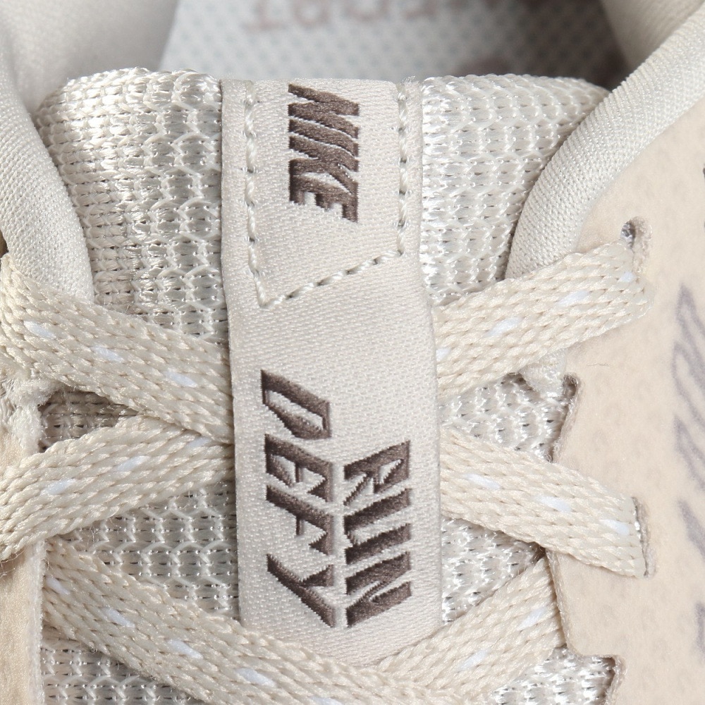 ナイキ（NIKE）（レディース）スポーツシューズ ランニングシューズ ラン DEFY HM9593-100
