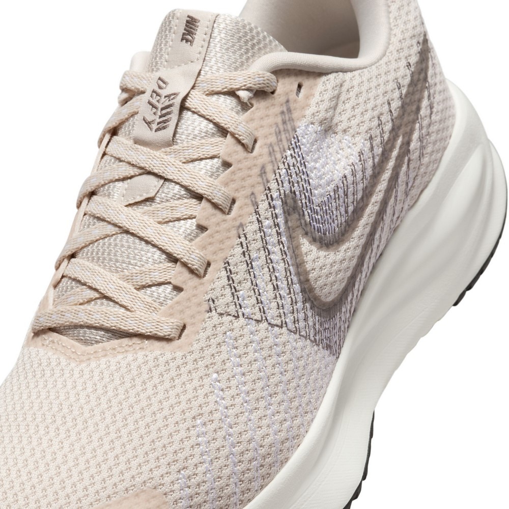 ナイキ（NIKE）（レディース）スポーツシューズ ランニングシューズ ラン DEFY HM9593-100