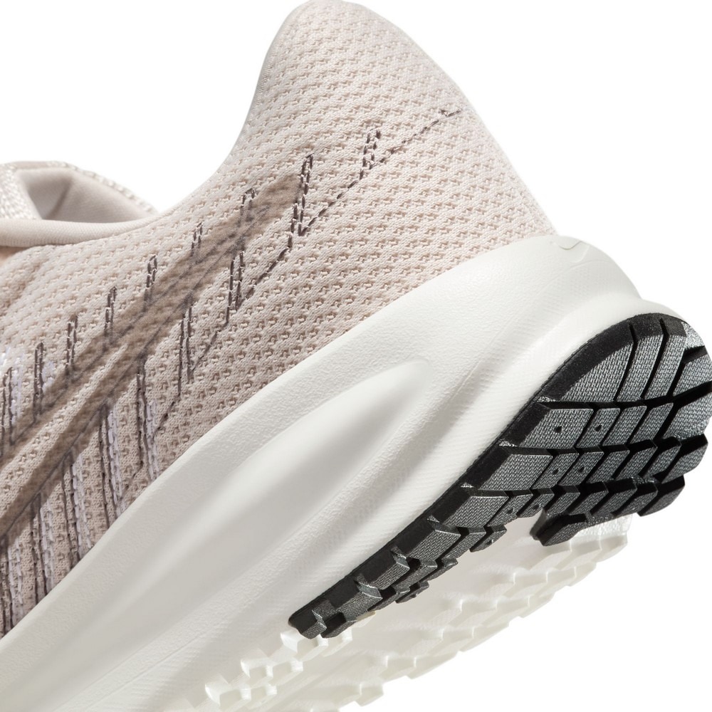 ナイキ（NIKE）（レディース）スポーツシューズ ランニングシューズ ラン DEFY HM9593-100