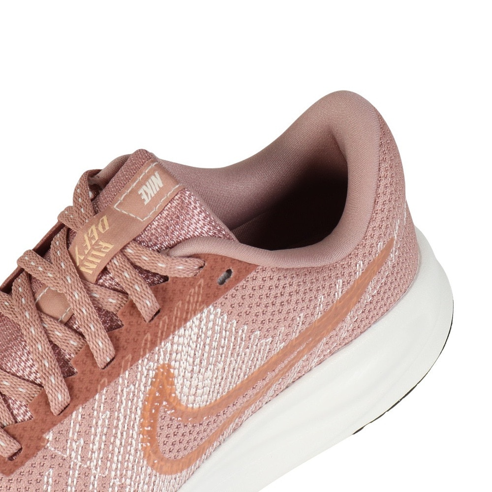ナイキ（NIKE）（レディース）ランニングシューズ ジョギングシューズ  ラン デファイ サーモンピンク HM9593-601 クッション性 安定性 通気性