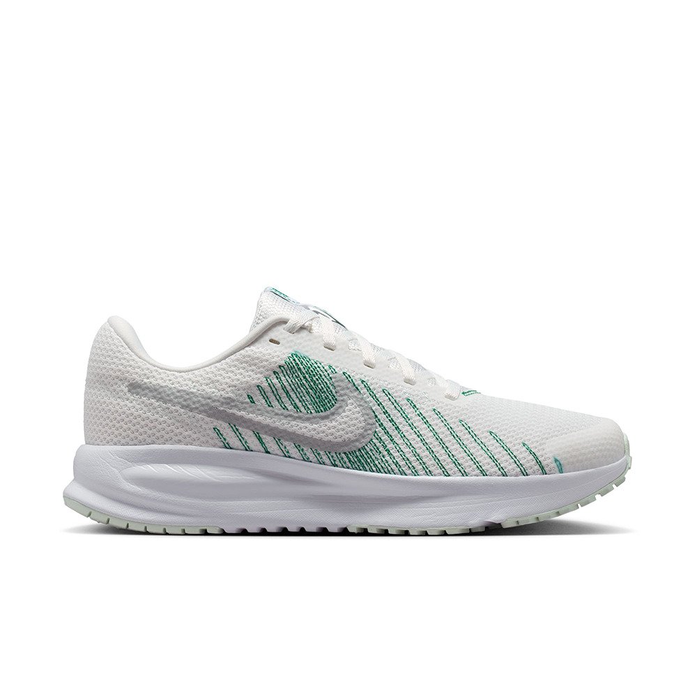 ナイキ（NIKE）（レディース）スポーツシューズ ランニングシューズ