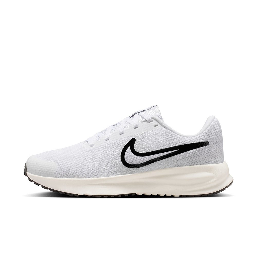 ナイキ（NIKE）（レディース）スポーツシューズ ランニングシューズ