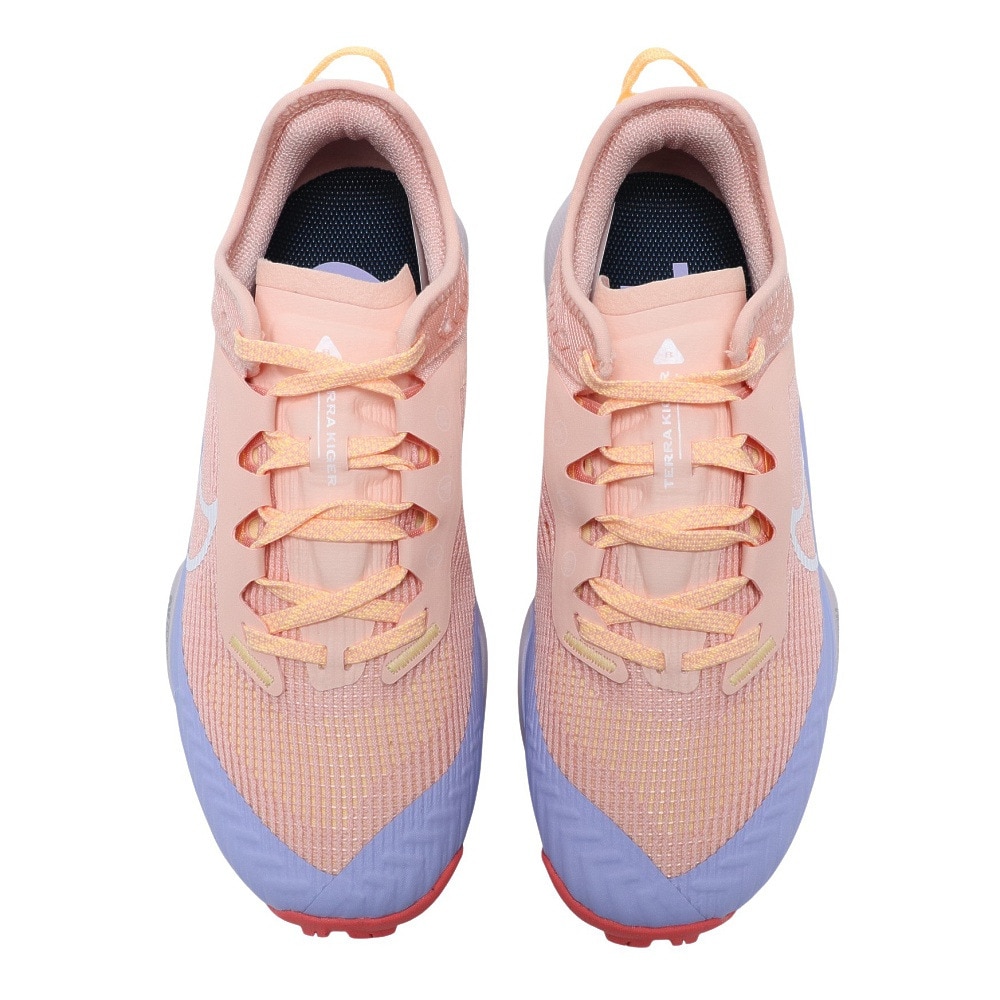 ナイキ（NIKE）（レディース）ランニングシューズ レディース ピンク DH0654-800 エア ズーム テラ カイガー 8 サーモンピンク  スニーカー