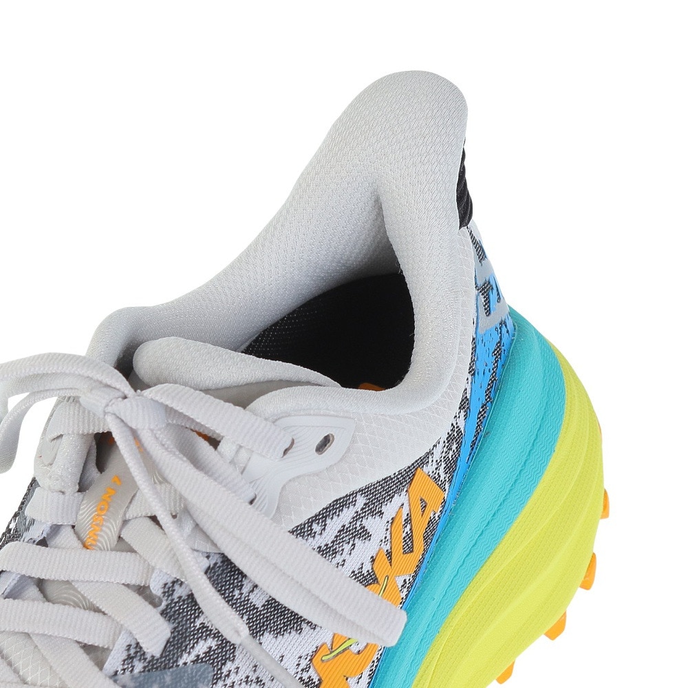 ホカ（HOKA）（レディース）ランニング シューズ スティンソン 7 レギュラー ホワイト イエロー 1141531-WEPR スニーカー トレイル オフロード 軽量 通気性