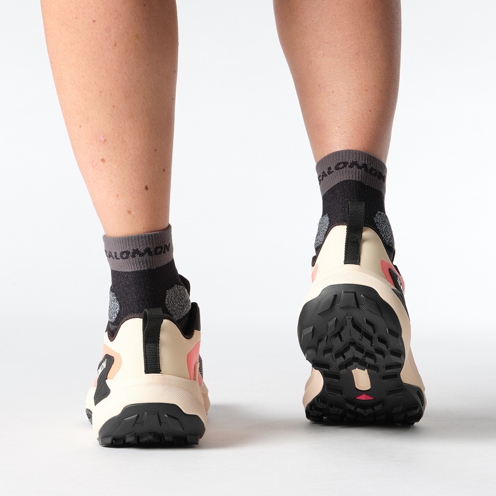 サロモン（SALOMON）（レディース）ランニングシューズ トレランシューズ ジェネシス ゴアテックス ブラック ピンク L47807900 スニーカー