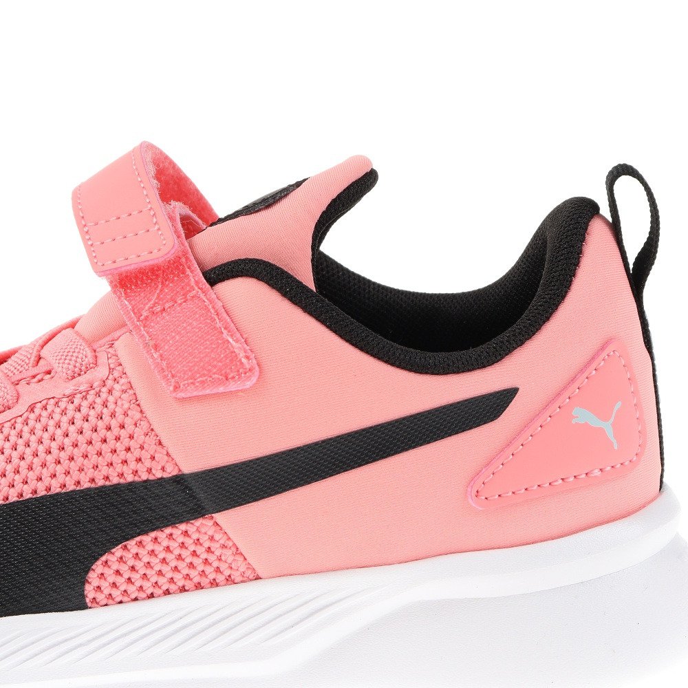 ジュニアスポーツシューズ フライヤーランナー V ベルクロ ベルト付き スニーカー プーマ ヴィクトリアゴルフ