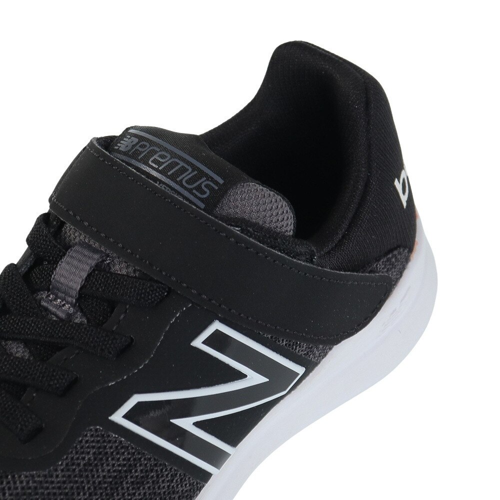 ニューバランス（new balance）（キッズ）ジュニア ランニングシューズ 黒 プレマス PREMUS Y ブラック YOPREMCKW ベルクロ ベルト付き スニーカー