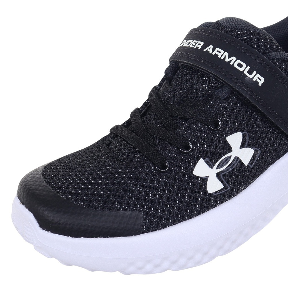 アンダーアーマー（UNDER ARMOUR）（キッズ）ジュニアスポーツシューズ ベルクロ ベルト付き スニーカー BPS Surge 4 AC 3027104 001