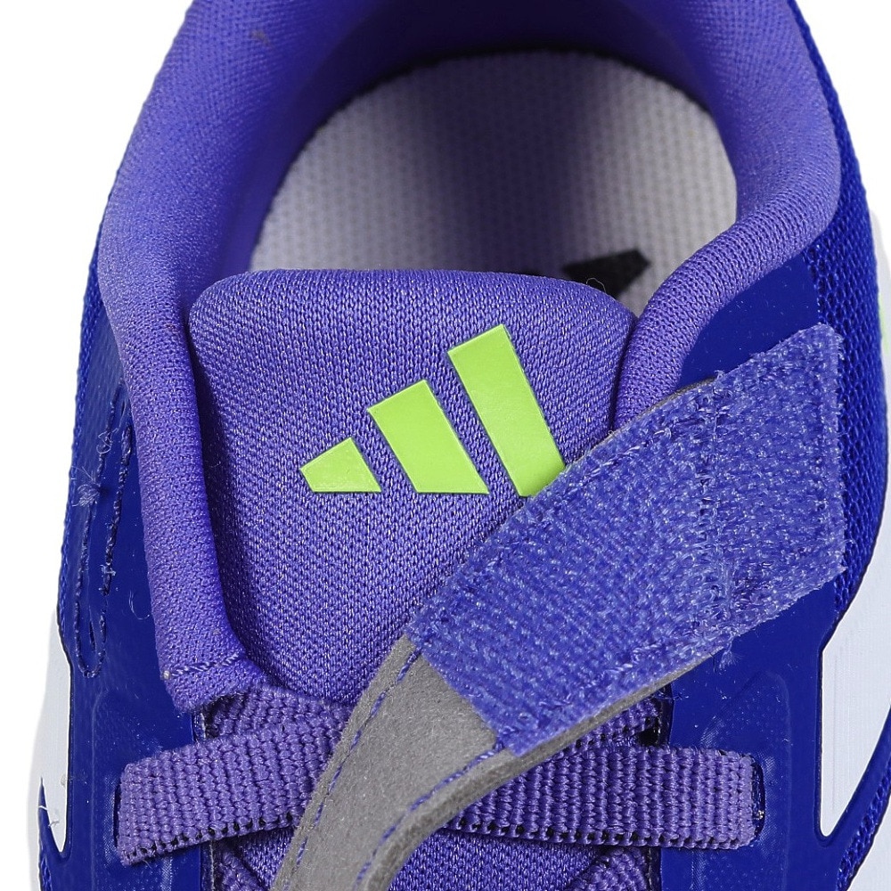 アディダス（adidas）（キッズ）ジュニア スポーツシューズ ベルクロ ベルト付き スニーカー コアファイト 5 IE8576