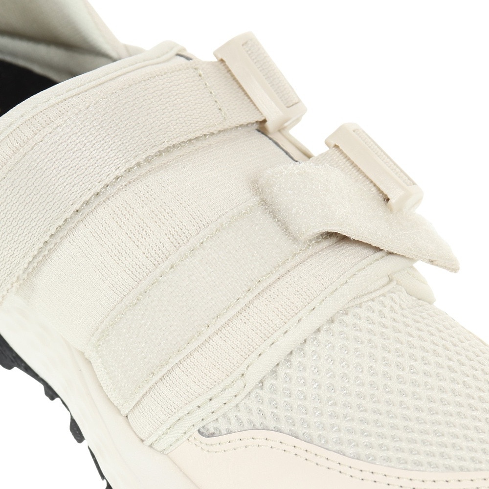 ニューバランス（new balance）（メンズ）スニーカー フレッシュフォーム700v1 ホワイト UA700OW1D タウンウォーキング 日常履き デイリーユース 散歩